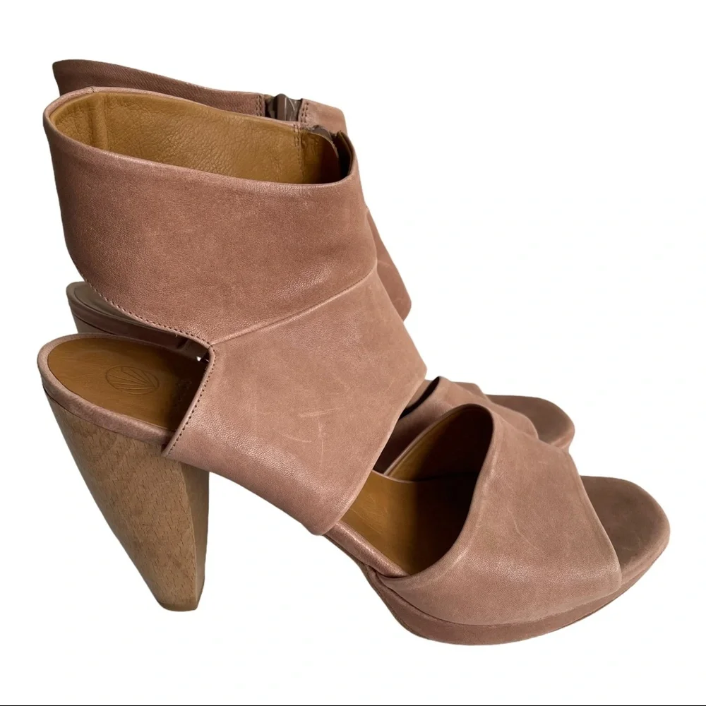 COCLICO Mauve Pink Suede Cutout Platform Sandal Heels